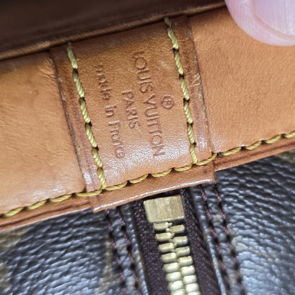 Louis Vuitton Vintage Monogram Alma PM Size - Picture 9 of 16